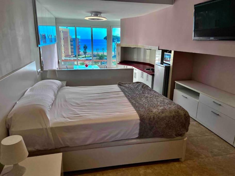 Estudio Con Vistas Al Mar Διαμέρισμα La Pineda Εξωτερικό φωτογραφία